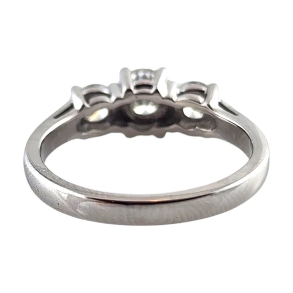 14K White Gold Round Cut Diamond Trinity Style Engagement Ring Size 6 #19025 - Picture 4 of 8